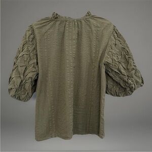 THML Women’s Sage Green Puff Short Sleeve Top Size Large